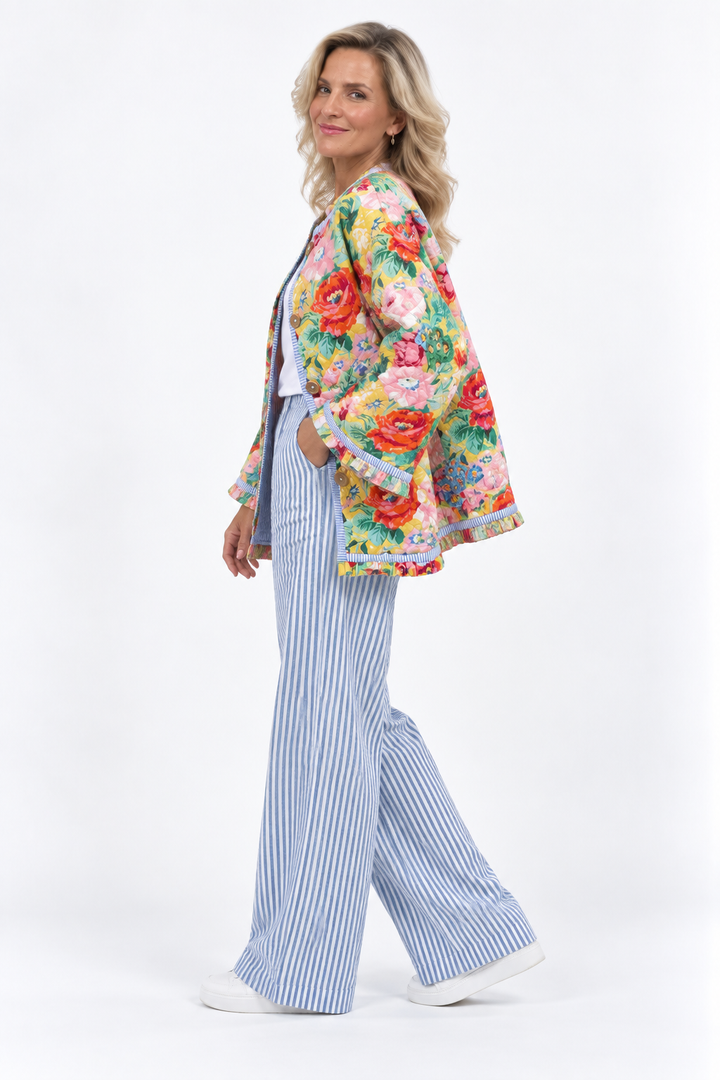 Amaryllis™ – Vibrant Floral Statement Jacket